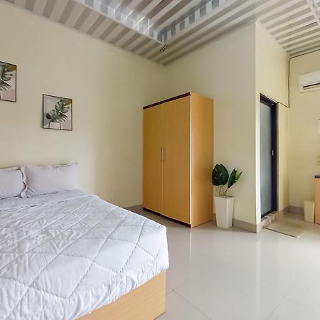 Aroel Homestay Mitra Reddoorz Muara Bungo Exterior foto